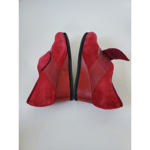 Earthies Womens Bondy Boot Size 7.5 Red Suede Wedge Heel Bootie  Shoes - Picture 8 of 14